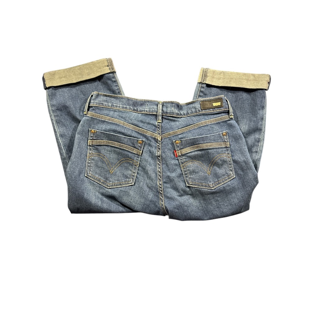 Levi's Women's Cropped Capris Jeans Blue Denim Cuffed Mid Rise Size 8 - Picture 2 of 7